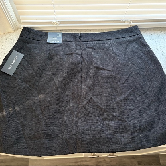 NWT Kenneth Cole Textured Black Pleated Mini Skort- size 12 - Picture 8 of 11